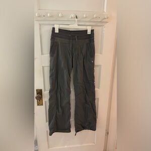 LULULEMON Studio Dance Pants Size 4 in Dark Carbon